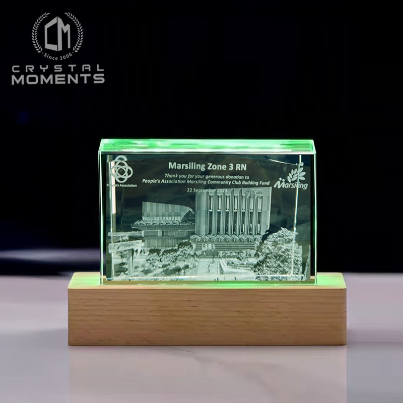 Crystal with LED base